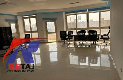 مساحات مكتبية - استوديو - 2 حمامات للايجار في محور جمال عبد الناصر - التجمع الثالث - مدينة القاهرة الجديدة - القاهرة مساحات مكتبية - استوديو - 2 حمامات للايجار في محور جمال عبد الناصر - التجمع الثالث - مدينة القاهرة الجديدة - القاهرة