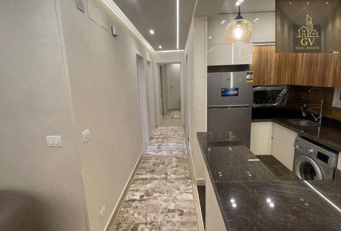 102625844 - Property Image 2