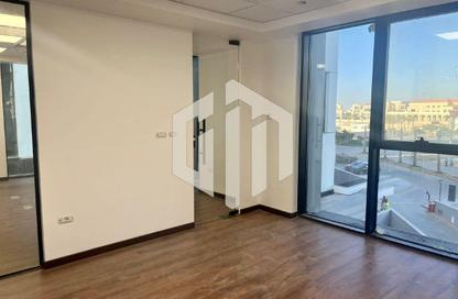 Office Space - 1 Bedroom - 1 Bathroom for rent in Hyde Park Business District Mall - South Teseen St. - The 5th Settlement - New Cairo City - Cairo