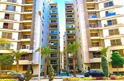 Apartment - 3 Bedrooms - 2 Bathrooms for sale in Bavaria Town - Zahraa El Maadi - Hay El Maadi - Cairo