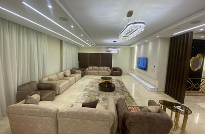 Villa - 5 Bedrooms - 6 Bathrooms for sale in El Rehab Extension - Al Rehab - New Cairo City - Cairo