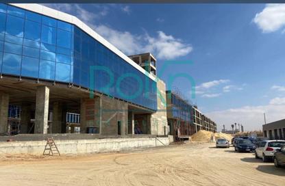 Office Space - Studio - 1 Bathroom for sale in West Eleven - Gamal Abdel-Nasser Axis - 6 October City - Giza