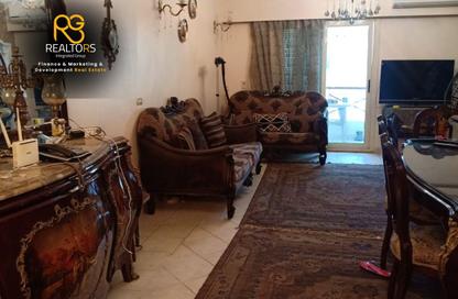 شقة - 3 غرف نوم - 2 حمامات للبيع في حدائق المهندسين - الحي الرابع - الشيخ زايد - الجيزة