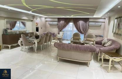 Apartment - 3 Bedrooms - 3 Bathrooms for rent in Abbas Al Akkad St. - 1st Zone - Nasr City - Cairo