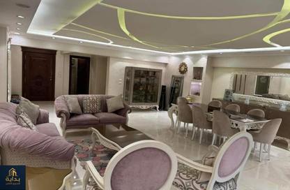 Apartment - 3 Bedrooms - 3 Bathrooms for rent in Abbas Al Akkad St. - 1st Zone - Nasr City - Cairo