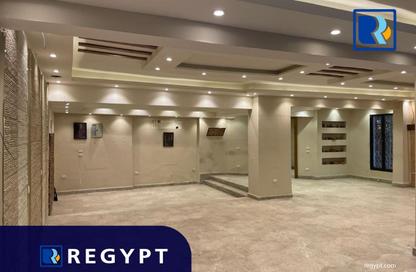 محل تجاري - استوديو - 2 حمامات للايجار في شارع 213 - دجلة - حي المعادي - القاهرة