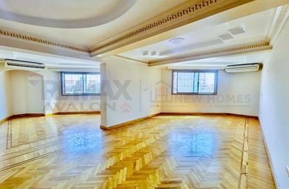 Apartment - 3 Bedrooms - 3 Bathrooms for rent in Zezenia - Hay Sharq - Alexandria Apartment - 3 Bedrooms - 3 Bathrooms for rent in Zezenia - Hay Sharq - Alexandria