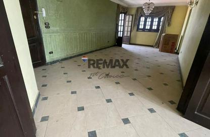 Apartment - 2 Bedrooms - 2 Bathrooms for sale in Nasr City - Cairo