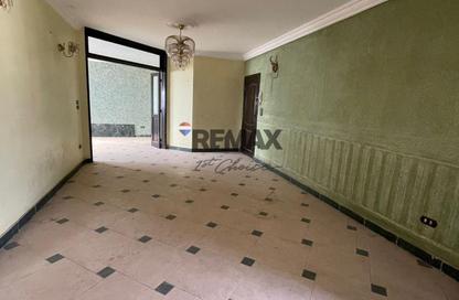 Apartment - 2 Bedrooms - 2 Bathrooms for sale in Nasr City - Cairo