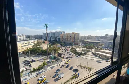 Apartment - 4 Bedrooms - 2 Bathrooms for sale in Smouha - Hay Sharq - Alexandria