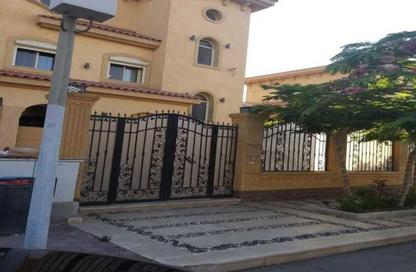 Villa - 6 Bedrooms - 4 Bathrooms for sale in El Rehab Extension - Al Rehab - New Cairo City - Cairo