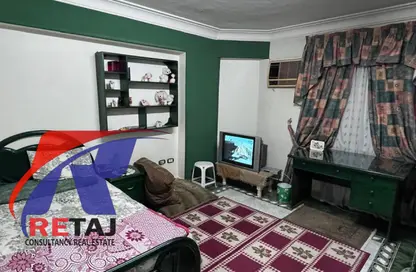 Apartment - 3 Bedrooms - 2 Bathrooms for sale in Abdallah Ibn Al Taher St. - 6th Zone - Nasr City - Cairo