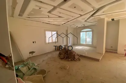 Apartment - 3 Bedrooms - 3 Bathrooms for sale in Abdel Hameed Gouda Al Sahar St. - El Banafseg 5 - El Banafseg - New Cairo City - Cairo