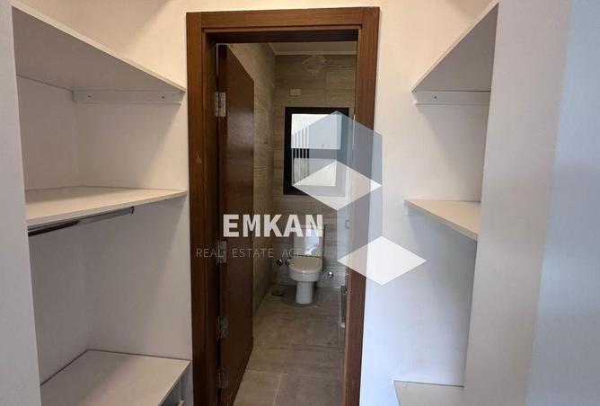 62641215 - Property Image 3