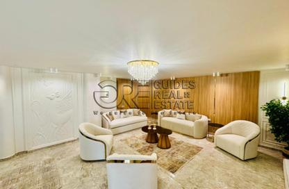 شقة - 3 غرف نوم - 4 حمامات للبيع في شارع عبد المنعم رياض - المهندسين - الجيزة شقة - 3 غرف نوم - 4 حمامات للبيع في شارع عبد المنعم رياض - المهندسين - الجيزة