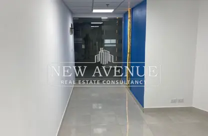 عيادة - 3 غرف نوم - 1 حمام للايجار في شارع كورنيش النيل - المعادي - حي المعادي - القاهرة