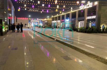 محل - استوديو - 1 حمام للايجار في كارما ريزيدنس - الحي السادس عشر - الشيخ زايد - الجيزة