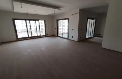 Villa - 3 Bedrooms - 3 Bathrooms for sale in Swan Lake Residence - 5th Settlement Compounds - The 5th Settlement - New Cairo City - Cairo