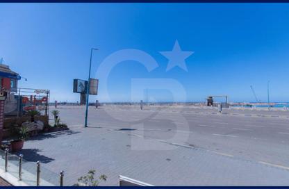 Apartment - 3 Bedrooms - 2 Bathrooms for rent in Al Geish Road - Laurent - Hay Sharq - Alexandria
