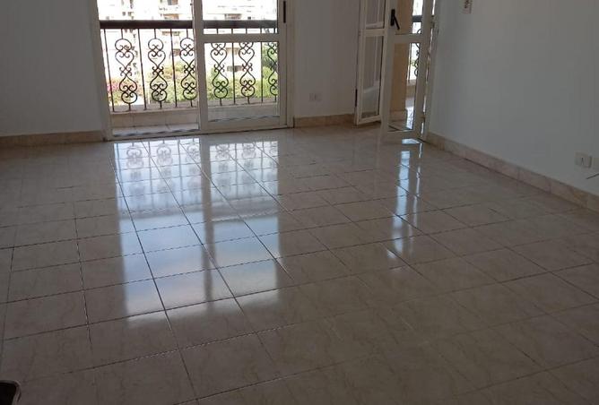 8598816 - Property Image 2