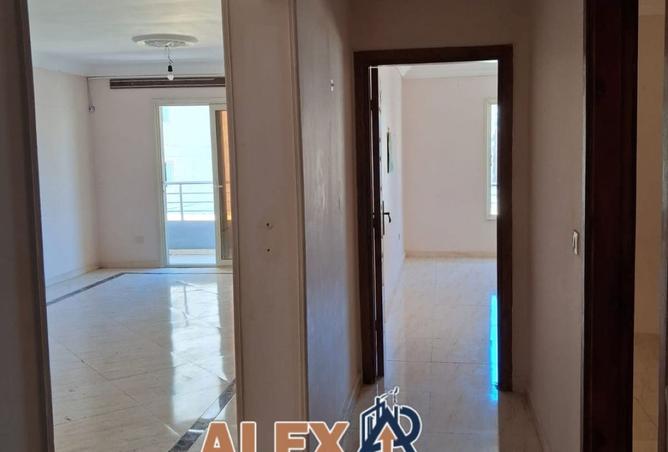 101776939 - Property Image 2