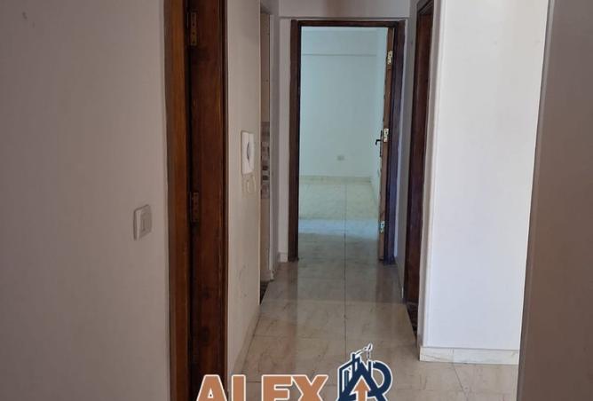 101776939 - Property Image 3