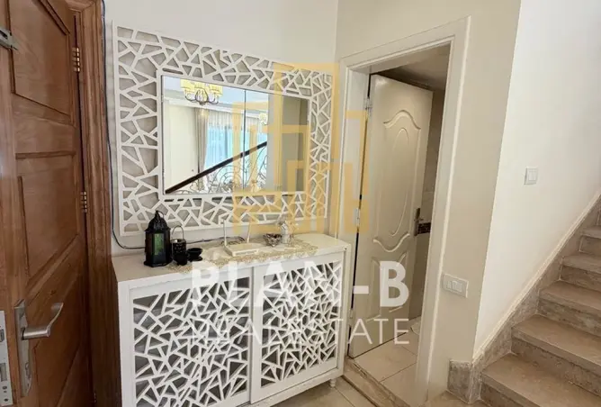 112980985 - Property Image 2