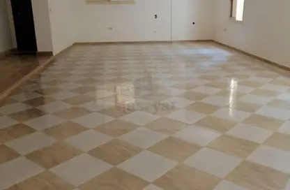 Apartment - 3 Bedrooms - 2 Bathrooms for rent in The 1st Settlement - New Cairo City - Cairo