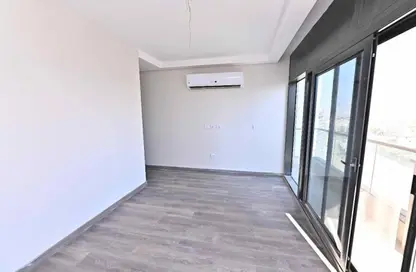 Apartment - 3 Bedrooms - 3 Bathrooms for sale in Park Side Residence - Zed Towers - Sheikh Zayed Compounds - Sheikh Zayed City - Giza