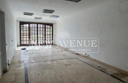 Office Space - 2 Bedrooms - 2 Bathrooms for rent in Cornish El Nile St. - Maadi - Hay El Maadi - Cairo