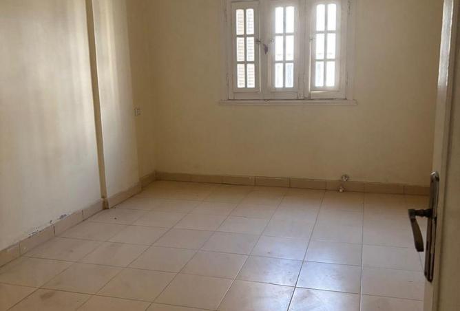 70102676 - صورة العقار 2