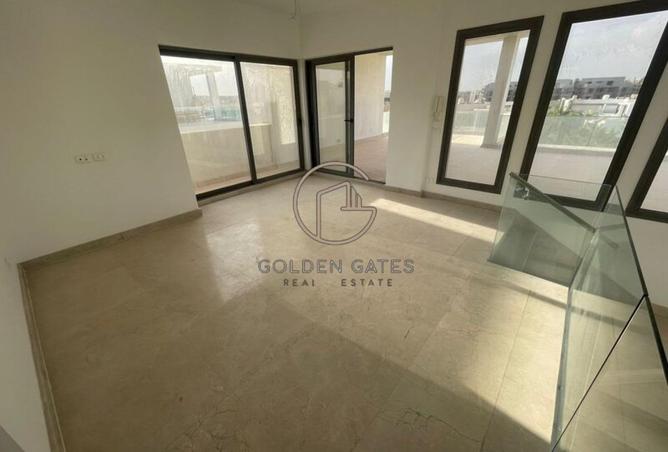 53218709 - Property Image 2