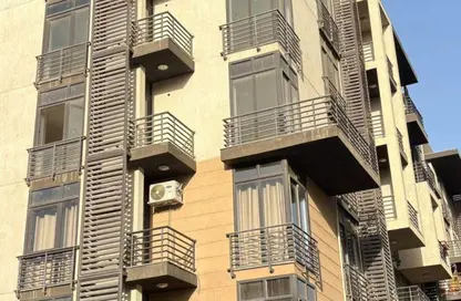 Apartment - 3 Bedrooms - 2 Bathrooms for sale in Madinaty - Cairo