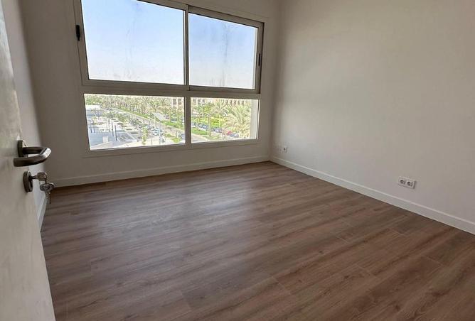 58000940 - Property Image 3