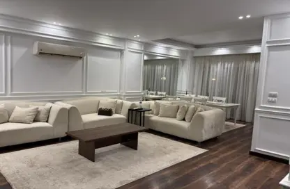 Apartment - 3 Bedrooms - 2 Bathrooms for sale in Al Gezira St. - South Investors Area - New Cairo City - Cairo