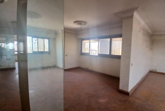 70470918 - Property Image 3