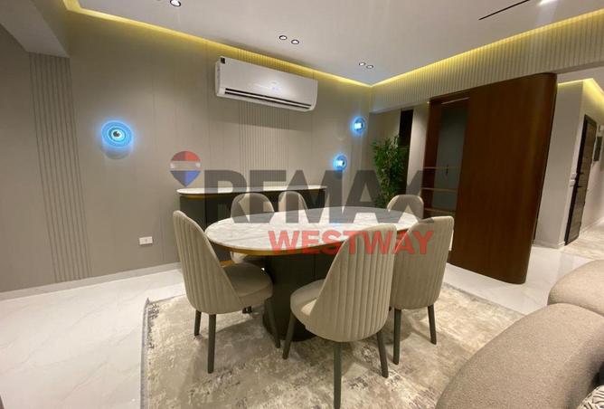 8560302 - Property Image 3