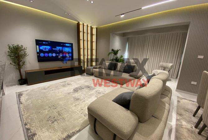 8560302 - Property Image 2