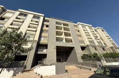 Apartment - 3 Bedrooms - 4 Bathrooms for sale in Hyde Park - New Cairo City - Cairo