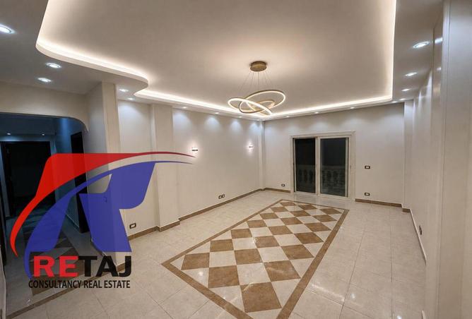 80527389 - Property Image 3