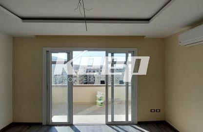 Apartment - 3 - 3 for sale in Garden Residence - Hyde Park - New Cairo City - Cairo