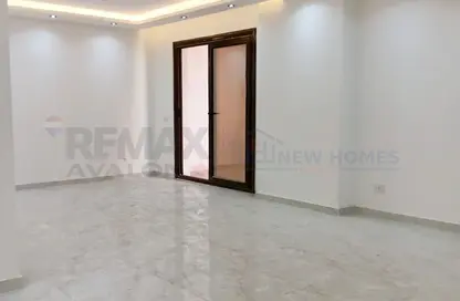 شقة - 3 غرف نوم - 3 حمامات للبيع في فالوري انطونيادس - سموحة - حي شرق - الاسكندرية