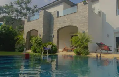 فيلا - 6 غرف نوم - 7 حمامات للايجار في سوان ليك ريزيدنس - كمبوندات التجمع الخامس - التجمع الخامس - مدينة القاهرة الجديدة - القاهرة