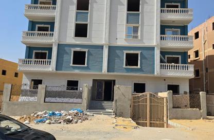 Apartment - 3 Bedrooms - 2 Bathrooms for sale in 2nd Neighborhood - 3rd District East - Shorouk City - Cairo