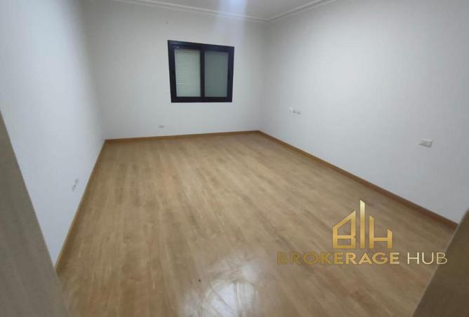 8602040 - Property Main Image