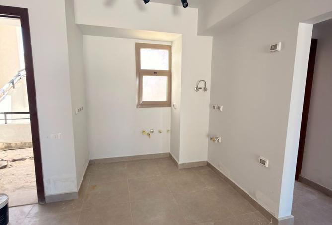 97140166 - Property Image 3