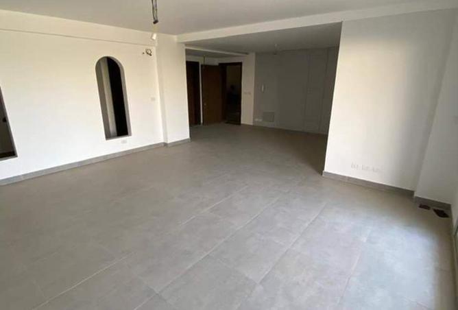 8698761 - Property Image 3