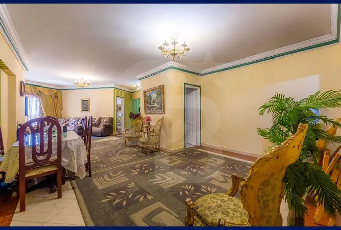 72180047 - Property Image 2