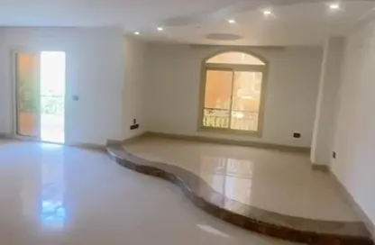 Apartment - 3 Bedrooms - 2 Bathrooms for sale in El Banafseg Apartment Buildings - El Banafseg - New Cairo City - Cairo