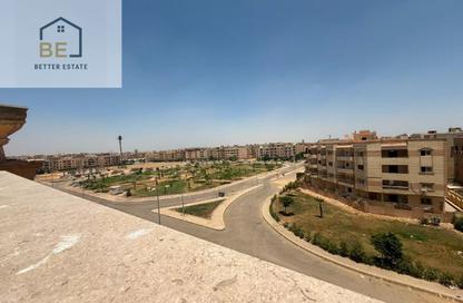 شقة - 5 غرف نوم - 3 حمامات للبيع في طريق الشروق - المجاورة الاولي - الحي الثامن - مدينة الشروق - القاهرة